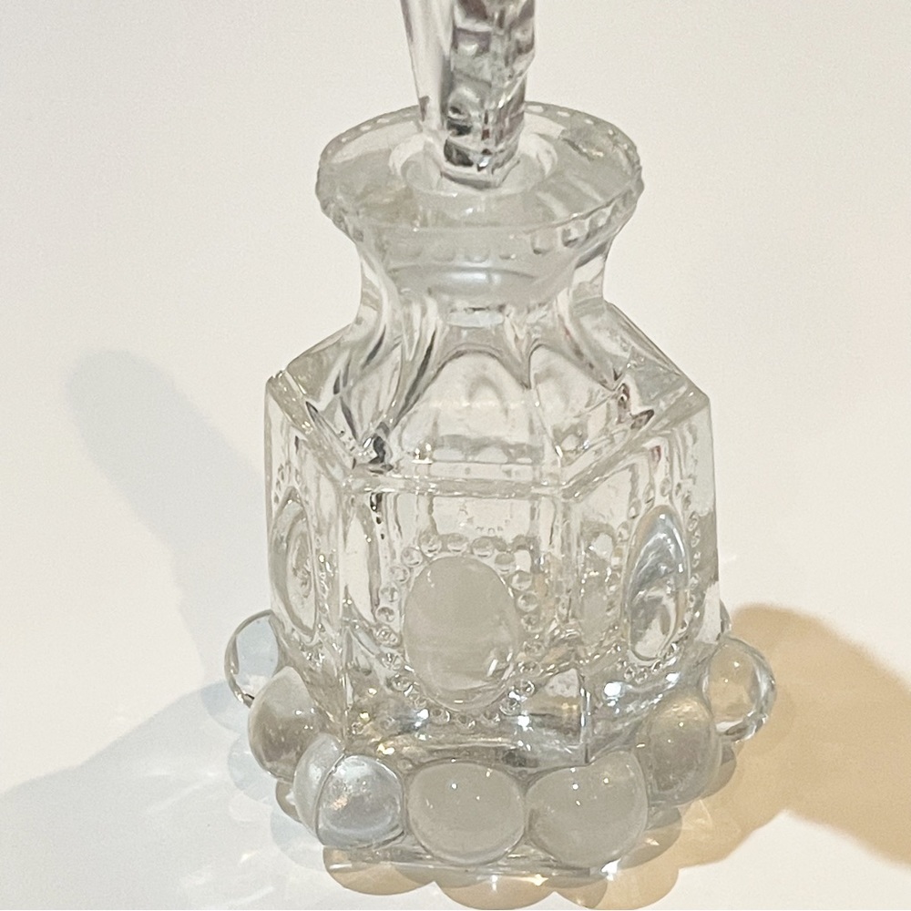 Vintage / Antique Perfume Bottle with Stopper Glass Crystal - Picture 8 of 14